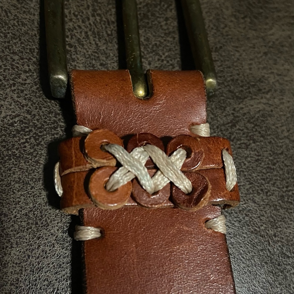 Express Woman's S Brown Leather Statement Belt 1 1/4" W 33 1/2" L Pre-Owned - Picture 6 of 6